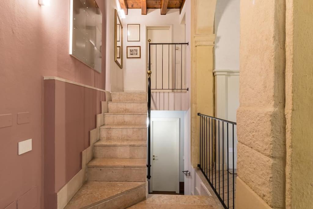 Residenza Angels @Piazzadelleerbe Leilighet Verona Eksteriør bilde