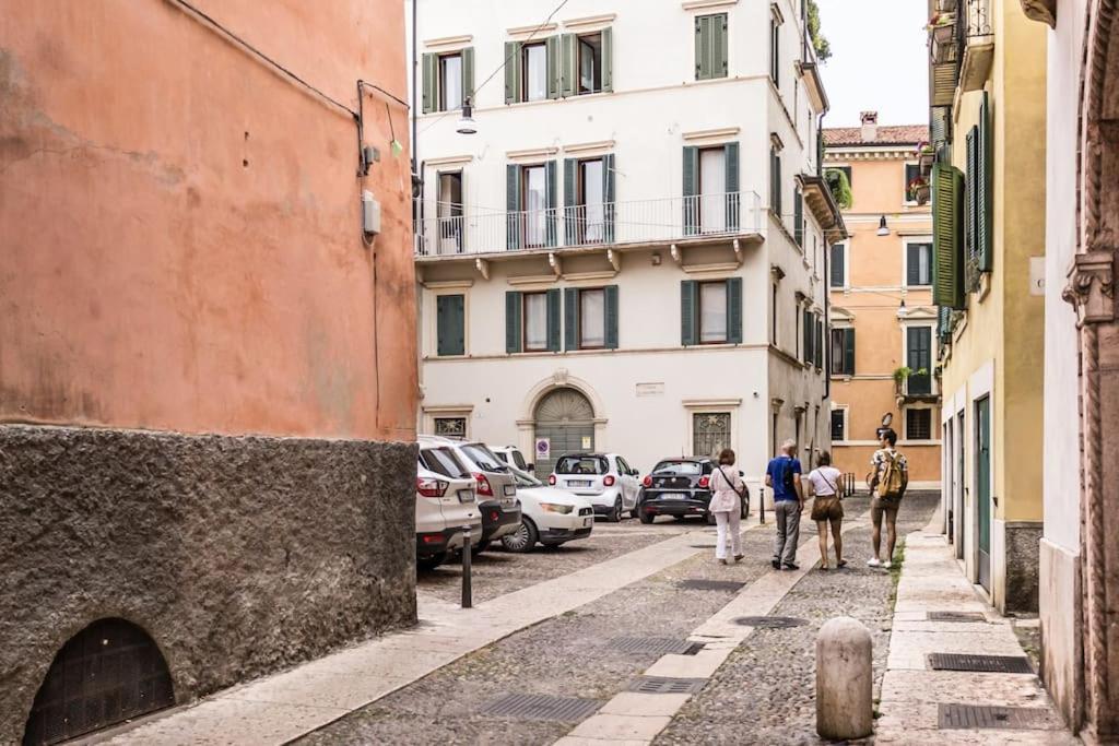 Residenza Angels @Piazzadelleerbe Leilighet Verona Eksteriør bilde