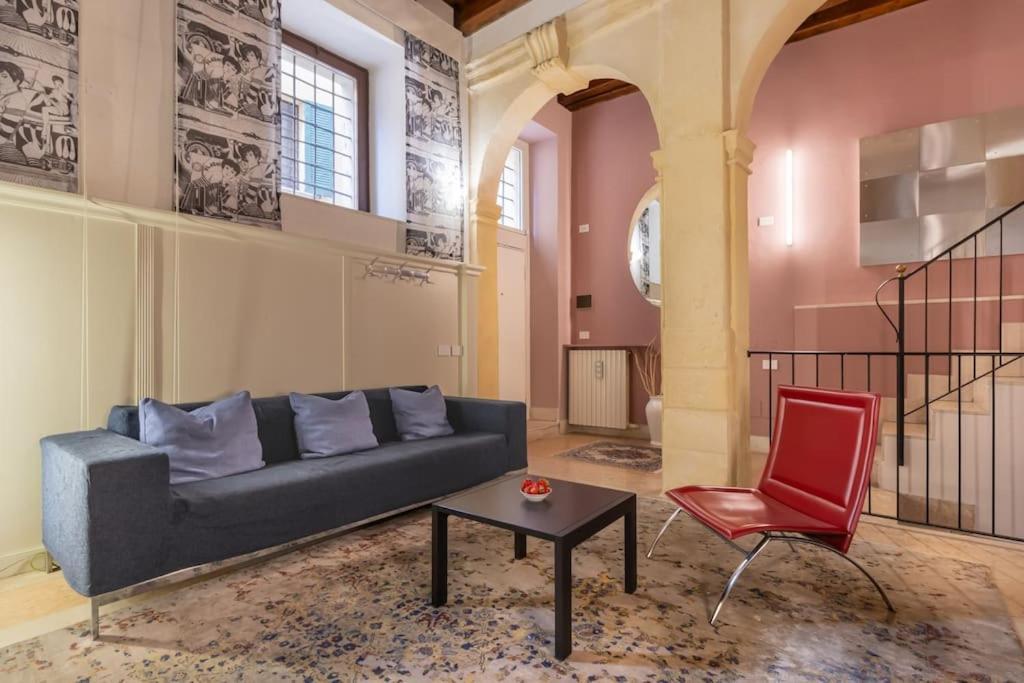 Residenza Angels @Piazzadelleerbe Leilighet Verona Eksteriør bilde