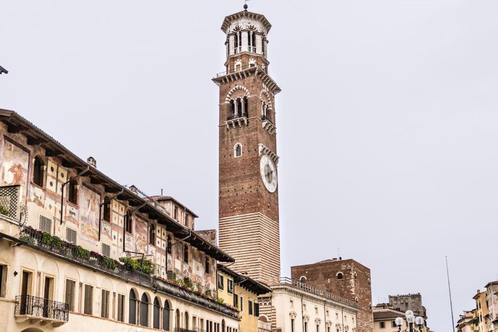 Residenza Angels @Piazzadelleerbe Leilighet Verona Eksteriør bilde