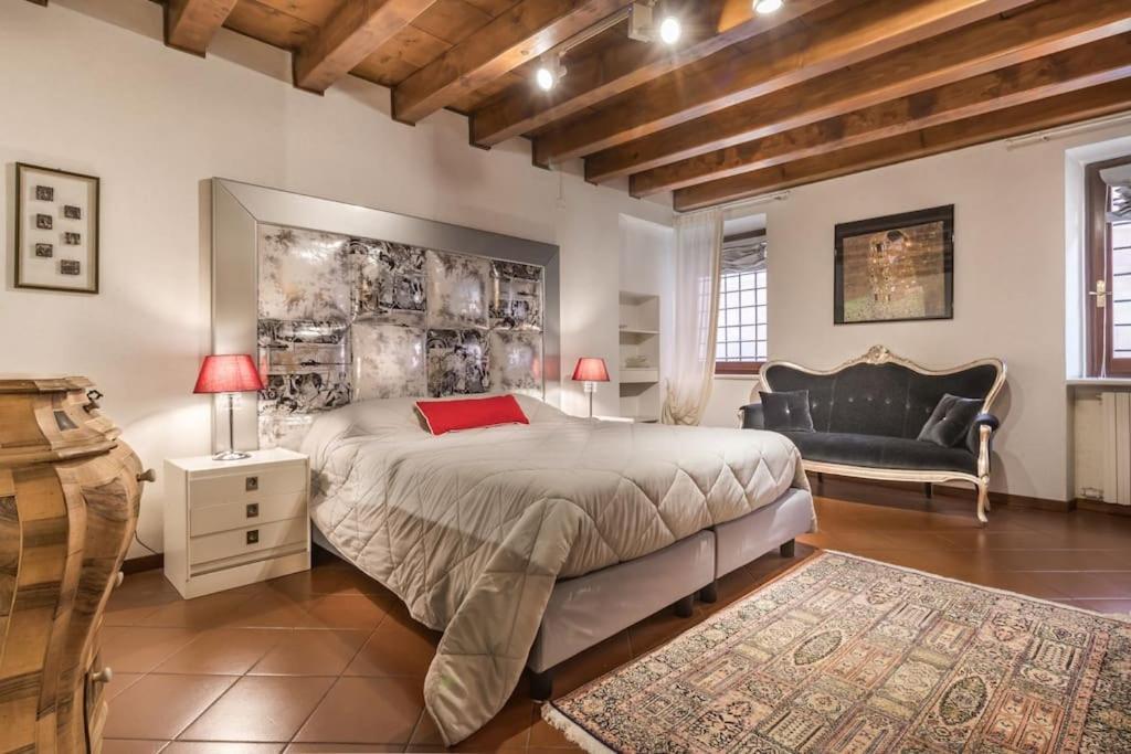 Residenza Angels @Piazzadelleerbe Leilighet Verona Eksteriør bilde